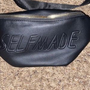 Fannypack